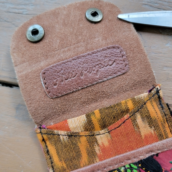 🌎👽 Free People Boho Embroidered Repurposed vtg banjara hippie Wallet card case - Picture 6 of 16